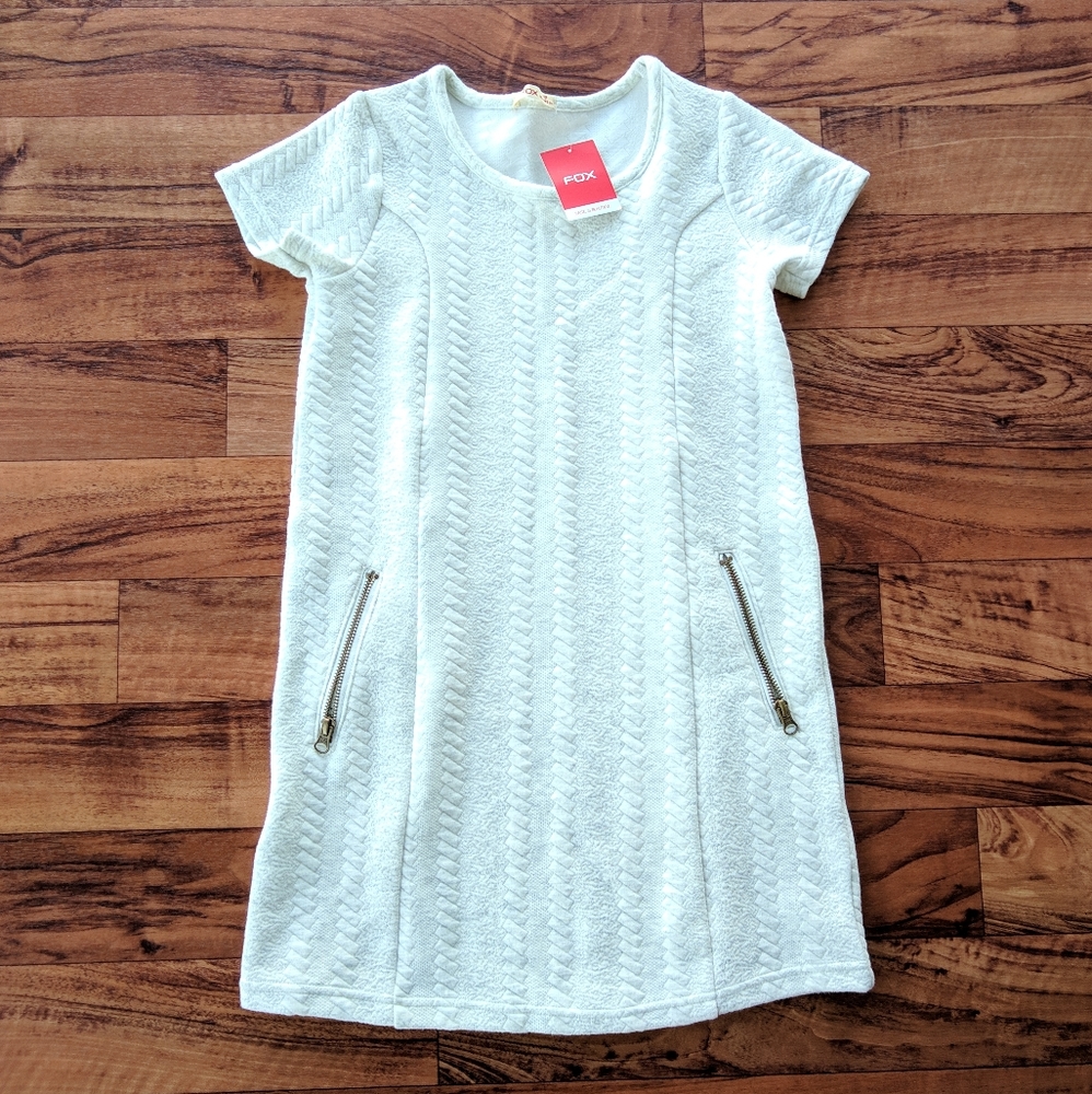 Fox white short sleeve dress with zip pockets